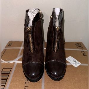 Never worn, fake suede and fake patent leather toe shoe booties